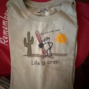 UNisex Beige Graphic Tee - 'Life is Crap' XXL
 Can fit XL man or baggy woman T